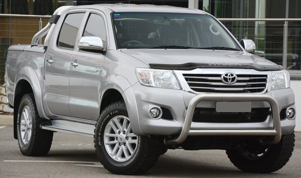 TOYOTA HILUX  	2012-2014